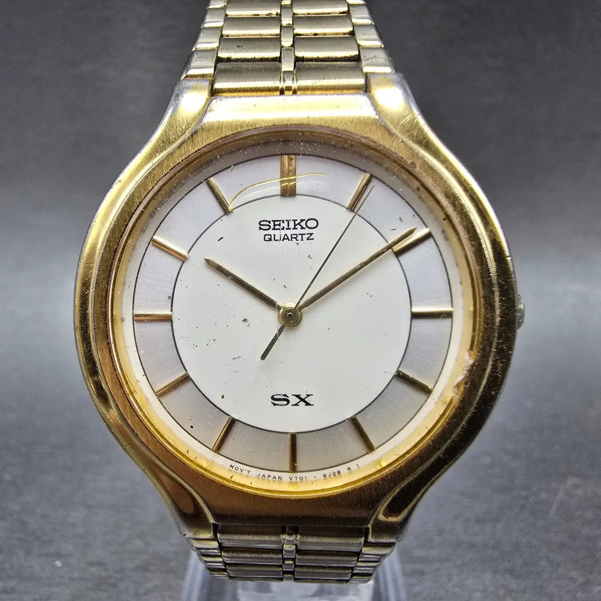 Seiko SX Watch Men 34mm White Dial Gold Tone Round V701-6K00 READ!!! PARTS0