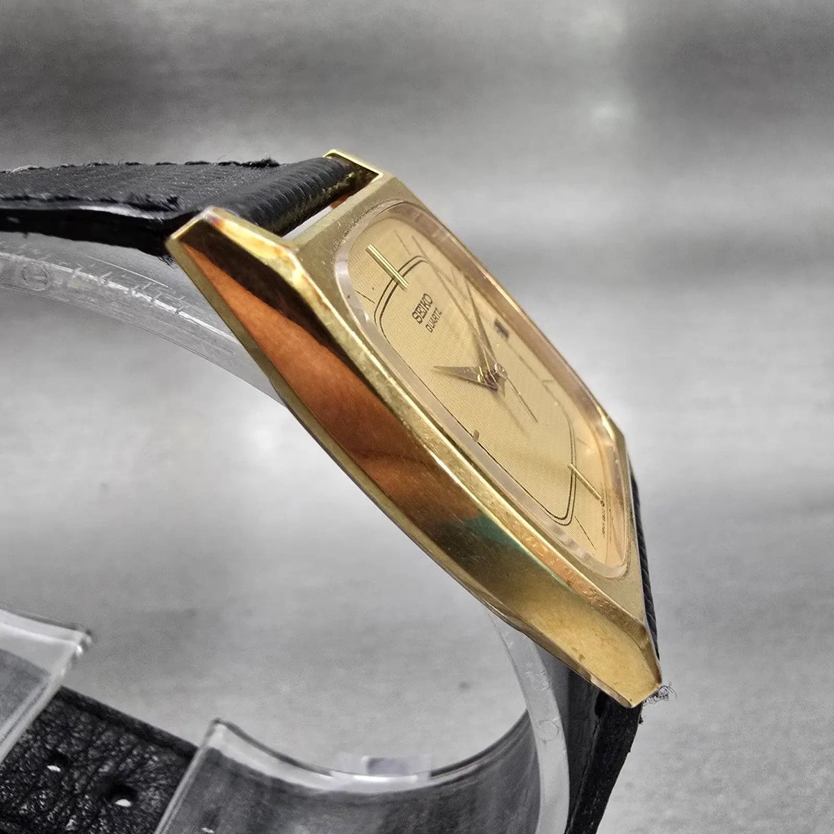 Seiko Watch Men 27mm Gold Dial Gold Tone Date Rectangle 6532-5250 New Battery3