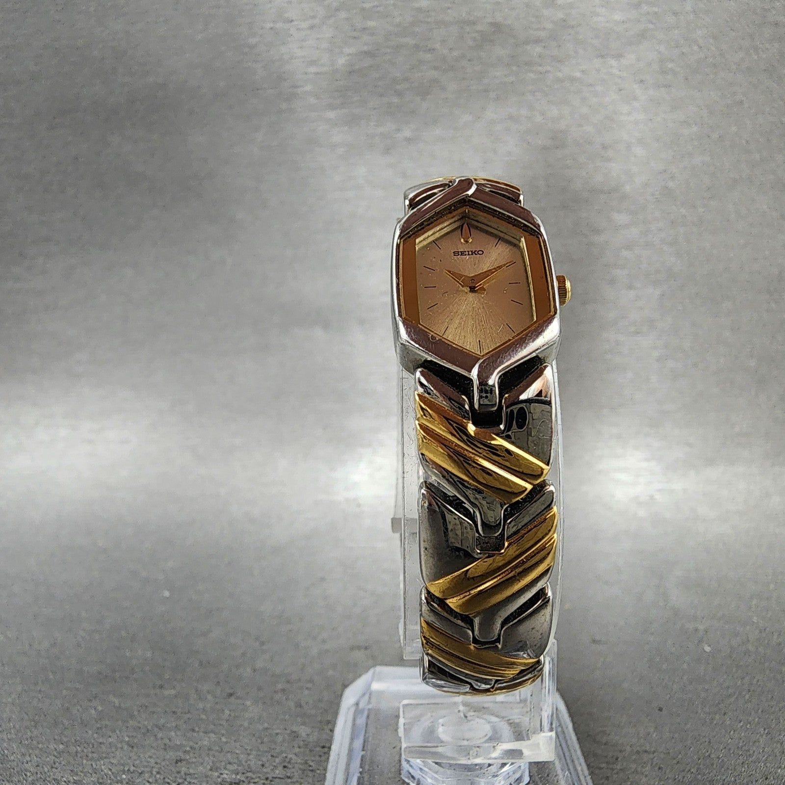 Seiko Watch Women 16mm Champagne Dial Two Tone Hexagon 4n006610 New Battery5
