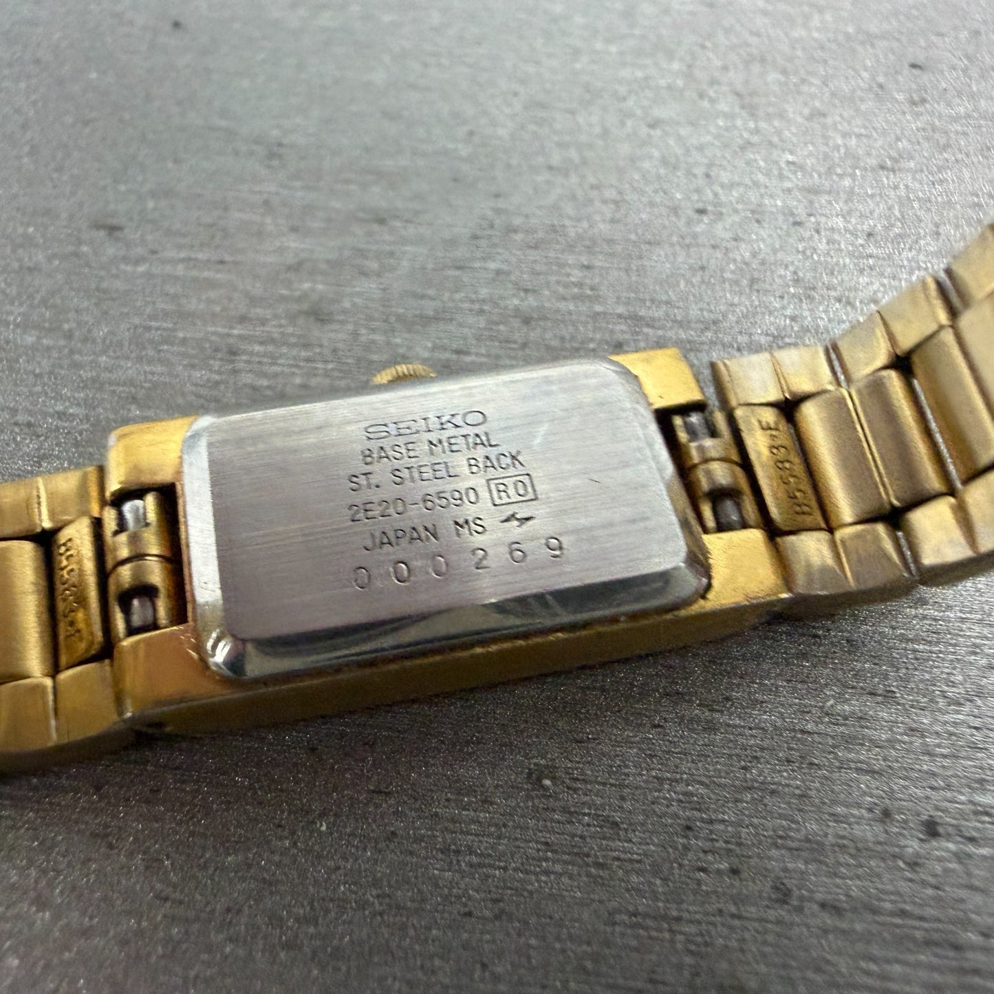Seiko Tank Watch Women 13mm Champagne Dial Gold Tone 2E20-6590 New Battery VTG9