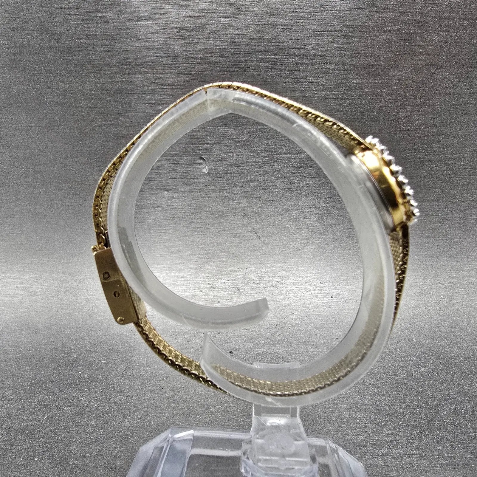 Elgin Watch Women 15mm Silver Dial Gold Tone Oval Crystal Accent New Battery9