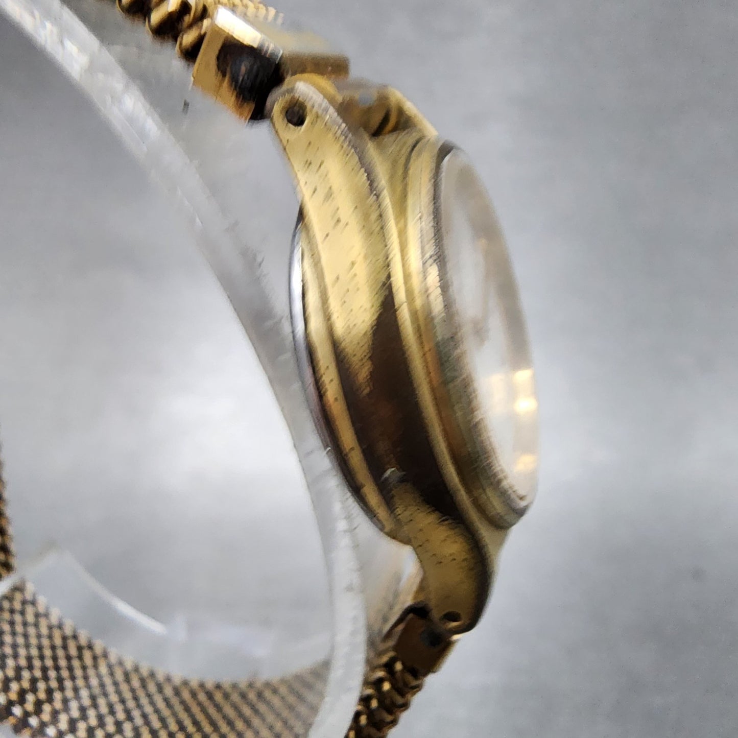 Citizen CQ Watch Women 23mm White Dial Gold Tone Round 4751574 New Battery4