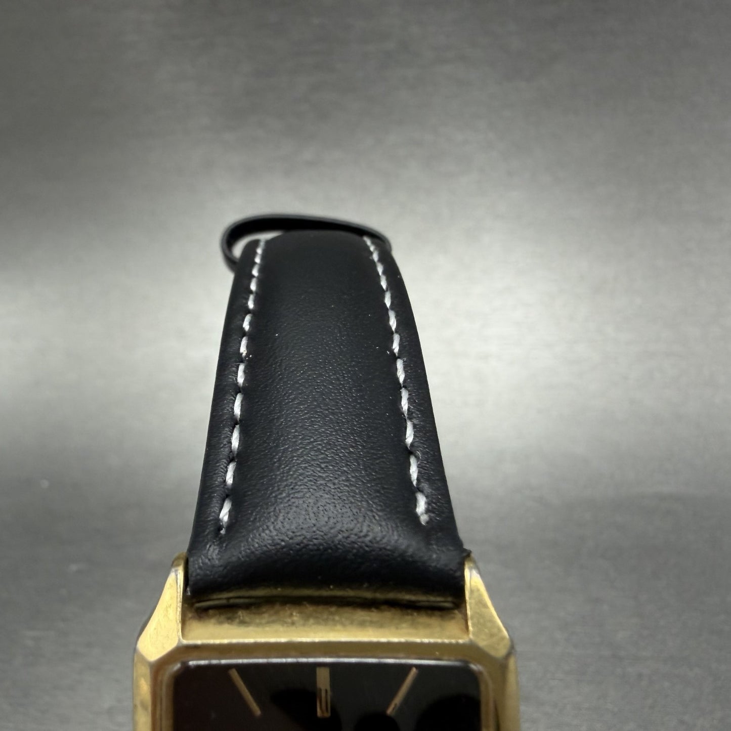 Seiko Spirit Tank Watch Men 25mm Black Dial Gold Tone Rectangle 7N01-5180 Newbat4
