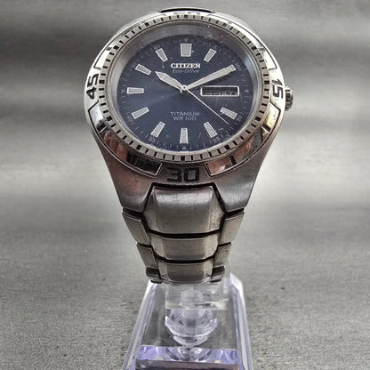 Citizen Eco-Drive Dive Watch Men 40mm Blue Dial Silver Daydate E101-K004403 Runs5