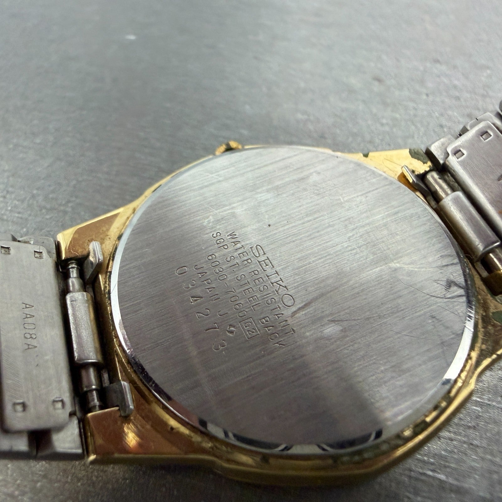 Seiko Watch Men 33mm Champagne Dial Gold Tone Round 6030-7060 New Battery VTG9