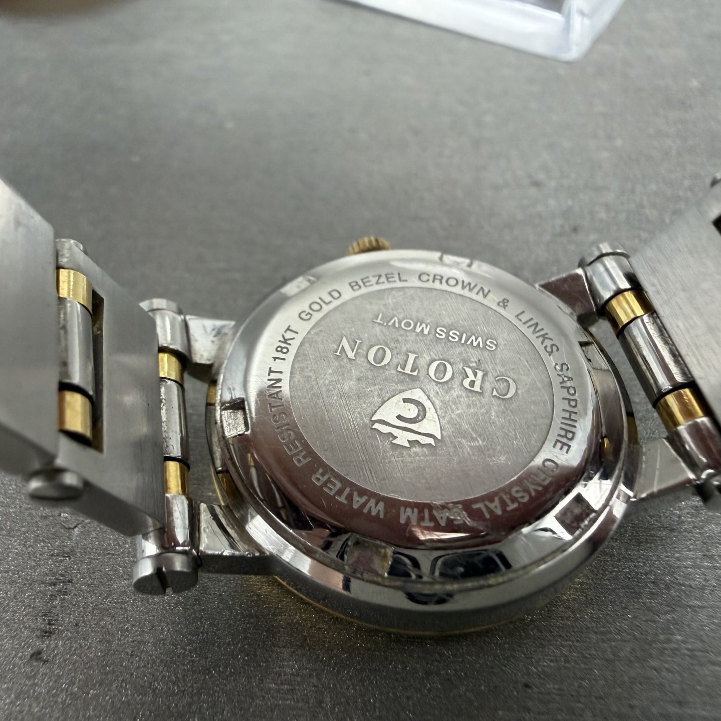 Croton Equator Watch Women 27mm MOP Dial 18K Gold Steel Date New Battery9