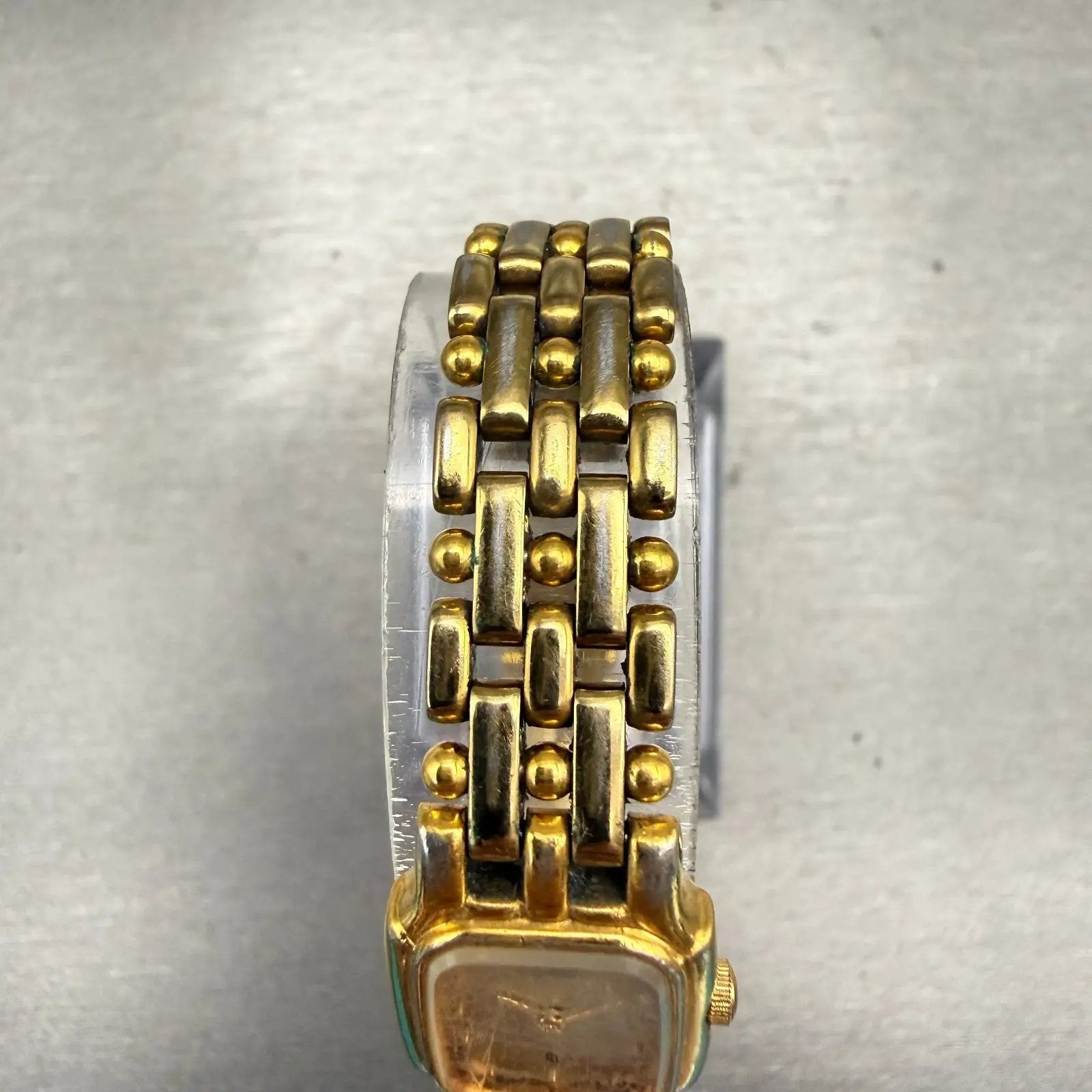 Citizen CQ Watch Women 15mm Champagne Dial Gold Rectangle 2250-S04701 New Batt4