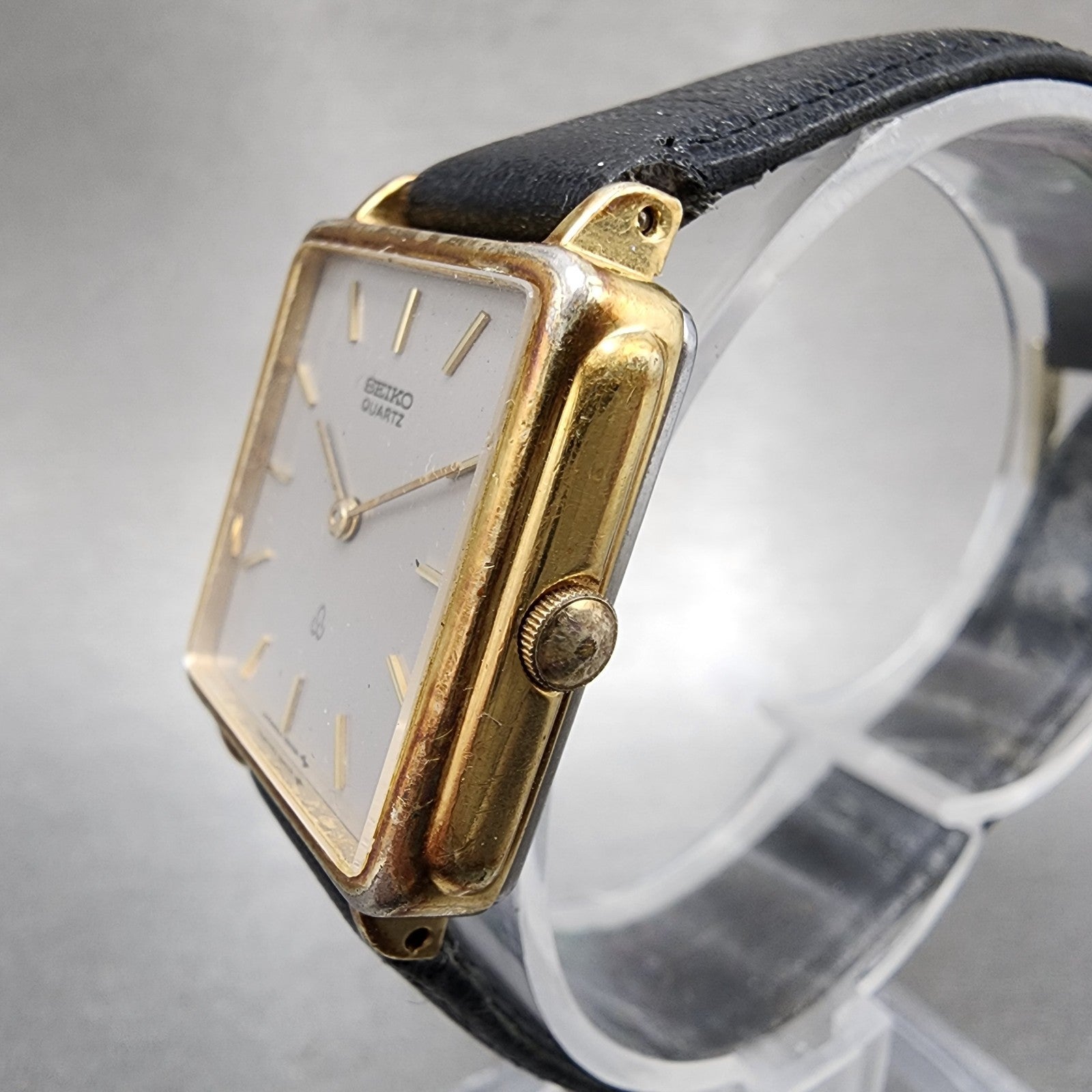 Seiko Watch Women 24mm Gray Dial Gold Tone Rectangle 433350 New Battery2
