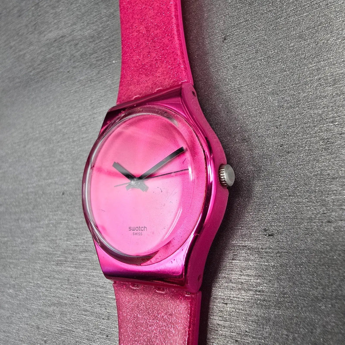Swatch Deep Pink Watch Men 34mm Pink Dial Pink Tone Round GP139 New Battery READ2