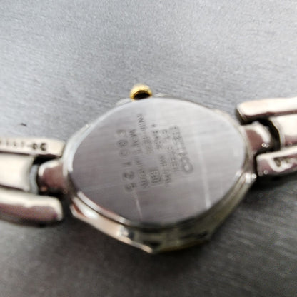 Seiko Watch Women 22mm White Dial Two Tone Oval 1n006e99 New Battery Vintage9