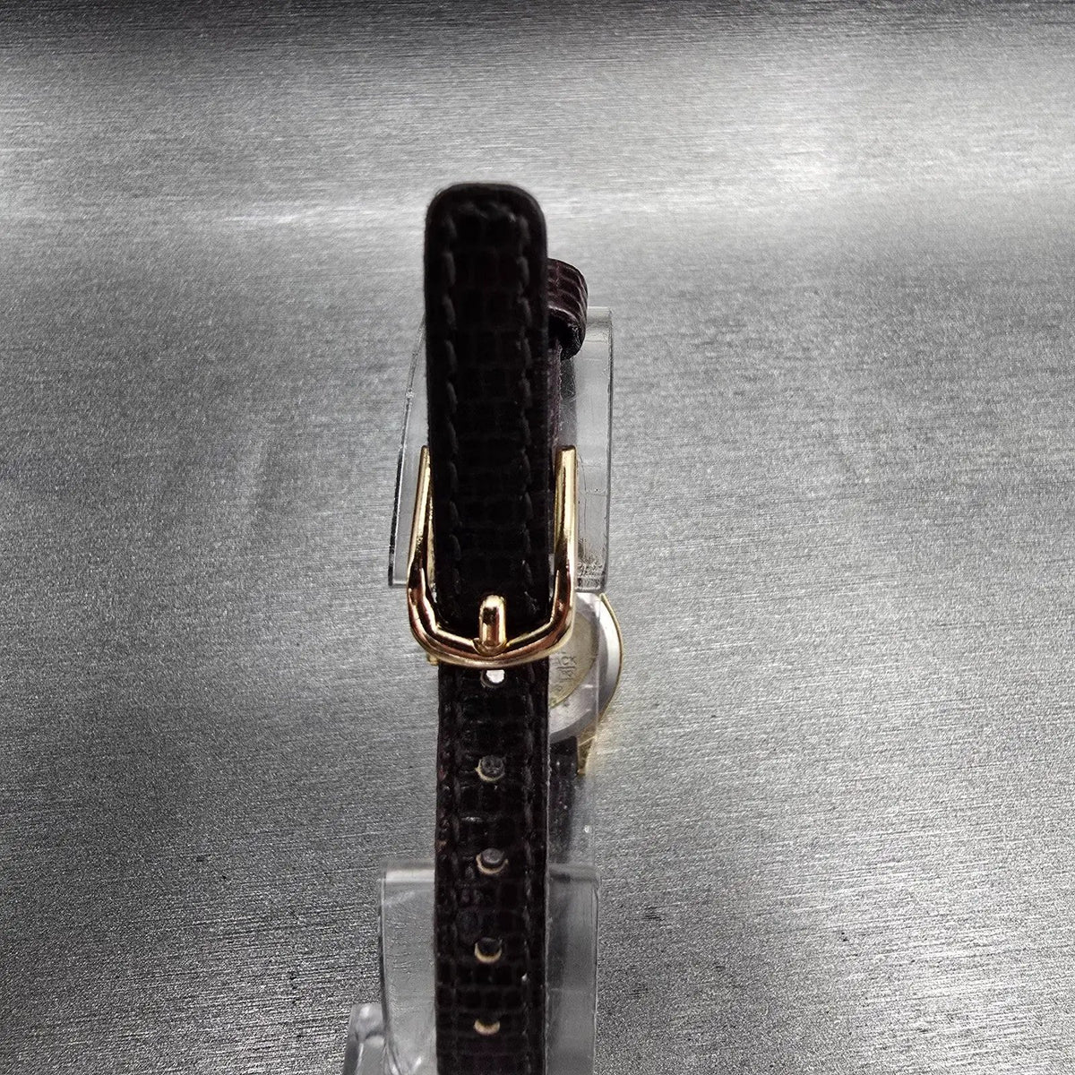 Seiko Watch Women 20mm Gold Dial Gold Tone Round 2Y01-0A10 New Battery Vintage7