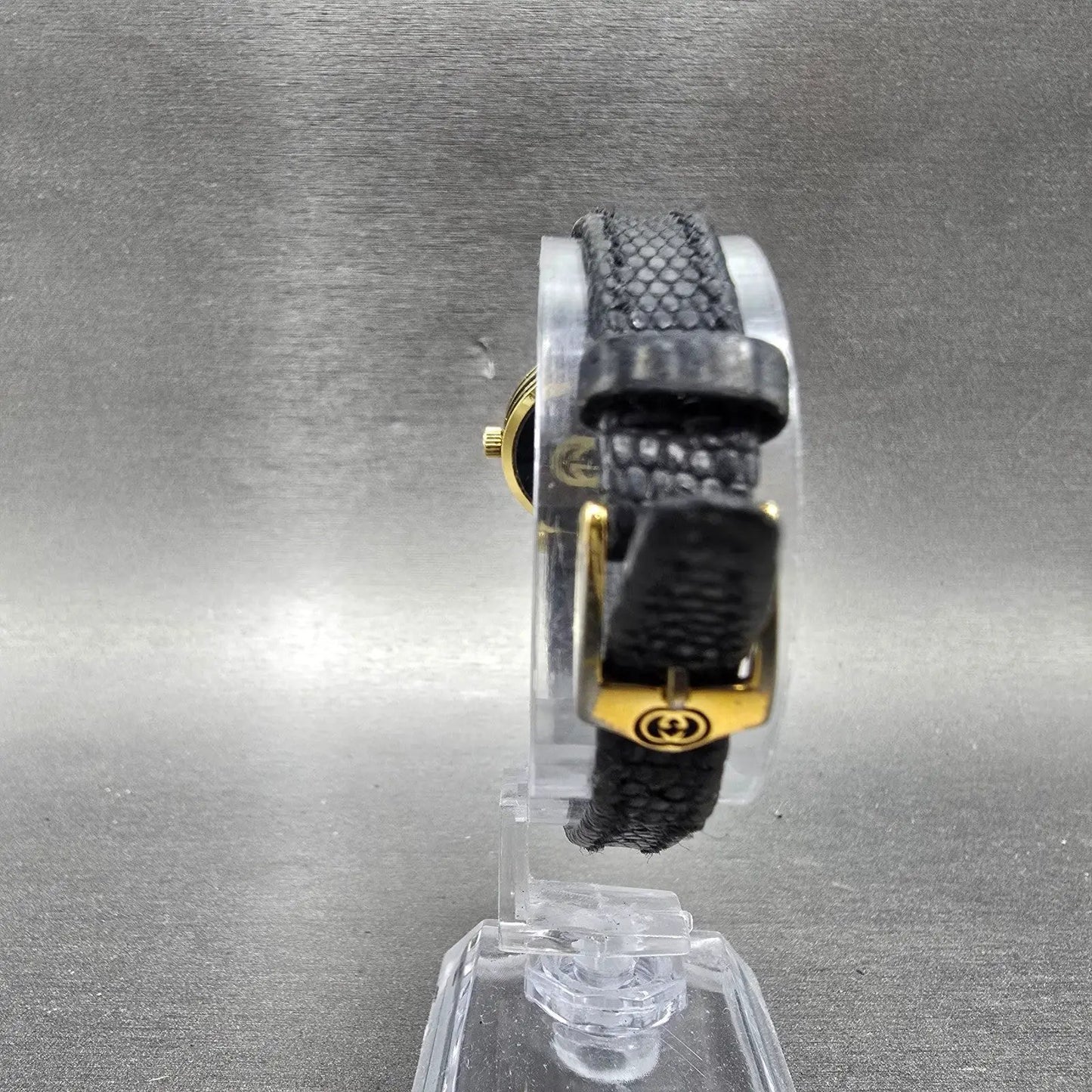 Gucci 2000L Watch Women 22mm Black Dial Gold Plated Round New Battery VTG NER7