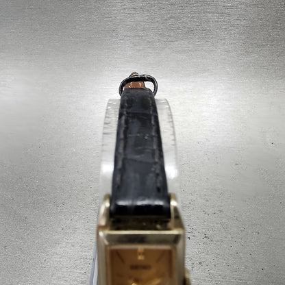 Seiko Solar Tank Watch Women 15mm Gold Dial Gold Tone Rectangle V1160AA0 Works4