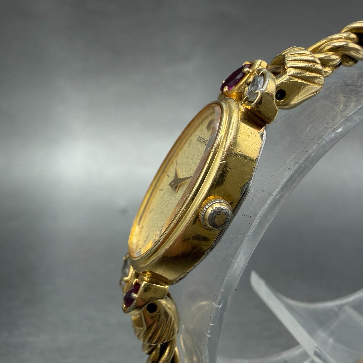 Seiko Watch Women 13mm Champagne Dial Gold Tone Oval 1E20-5760 New Battery Gems2