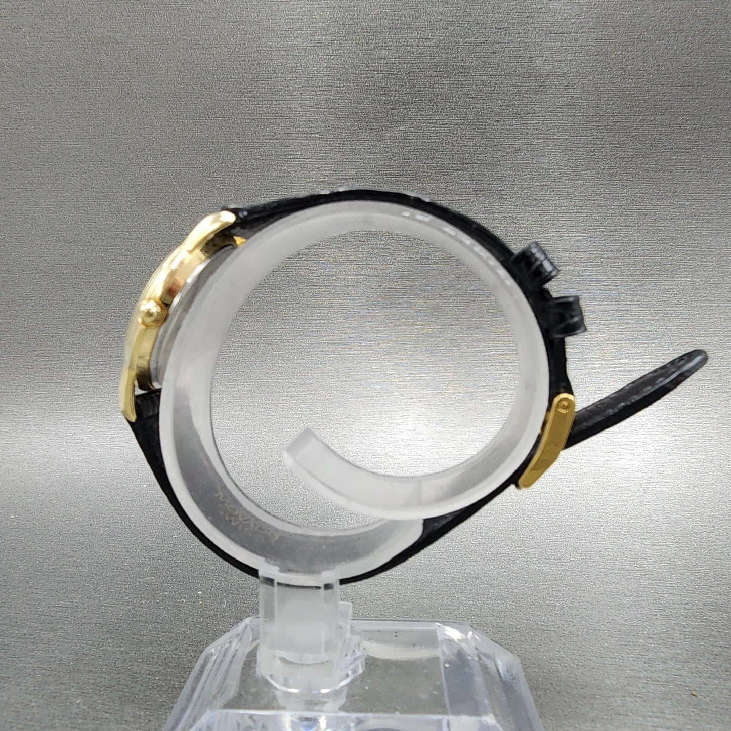 Movado Museum Watch Women 26mm Gold Dial Gold Tone Round 87 E4 9840 New Battery6