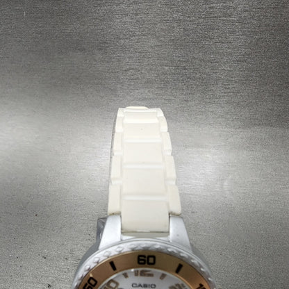 Casio Dive Watch Women 32mm White Dial Silver Tone Round LTP1331 New BatteryABC5