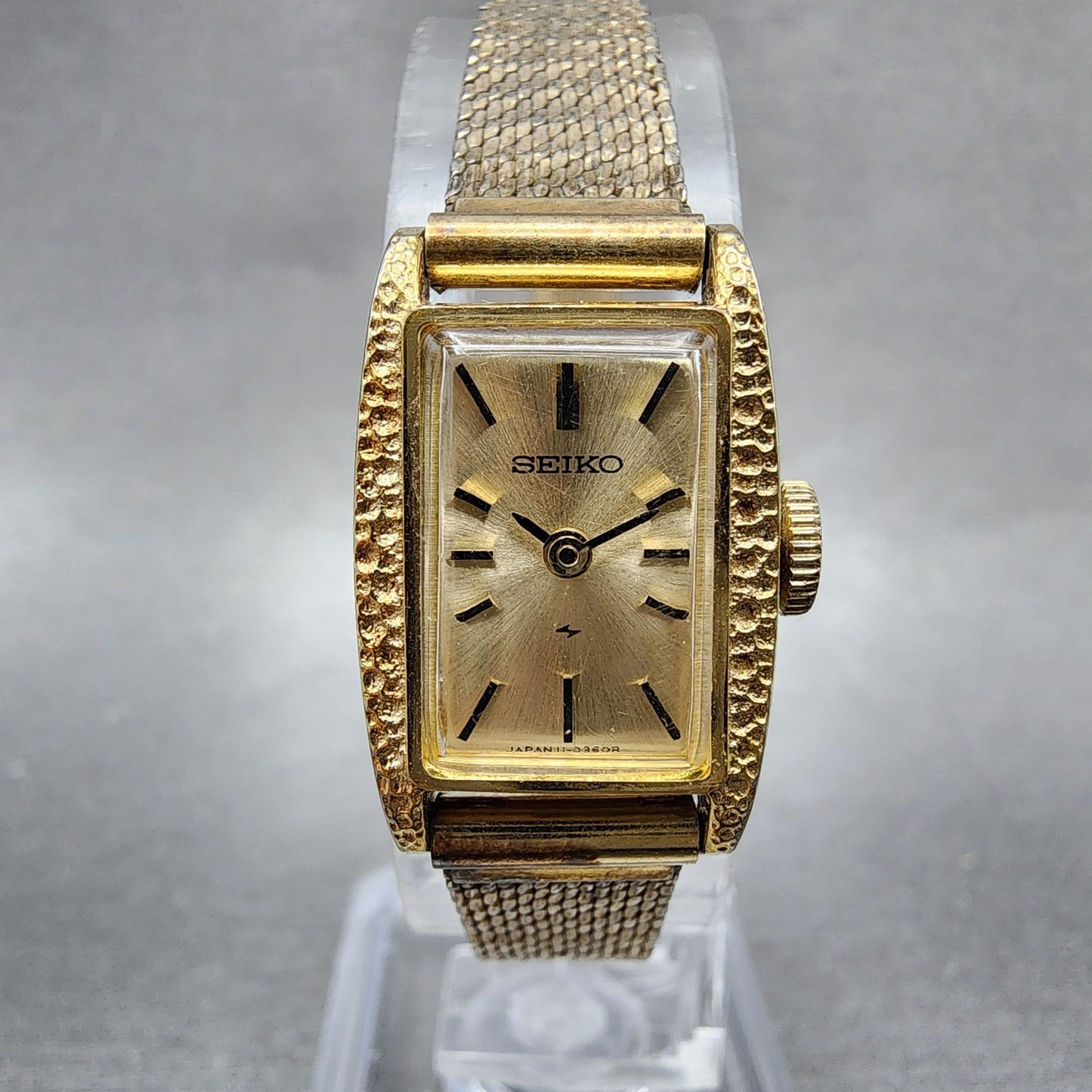 Seiko Tank Watch Women 15mm Champagne Dial Gold Tone Manual 113189 Runs0