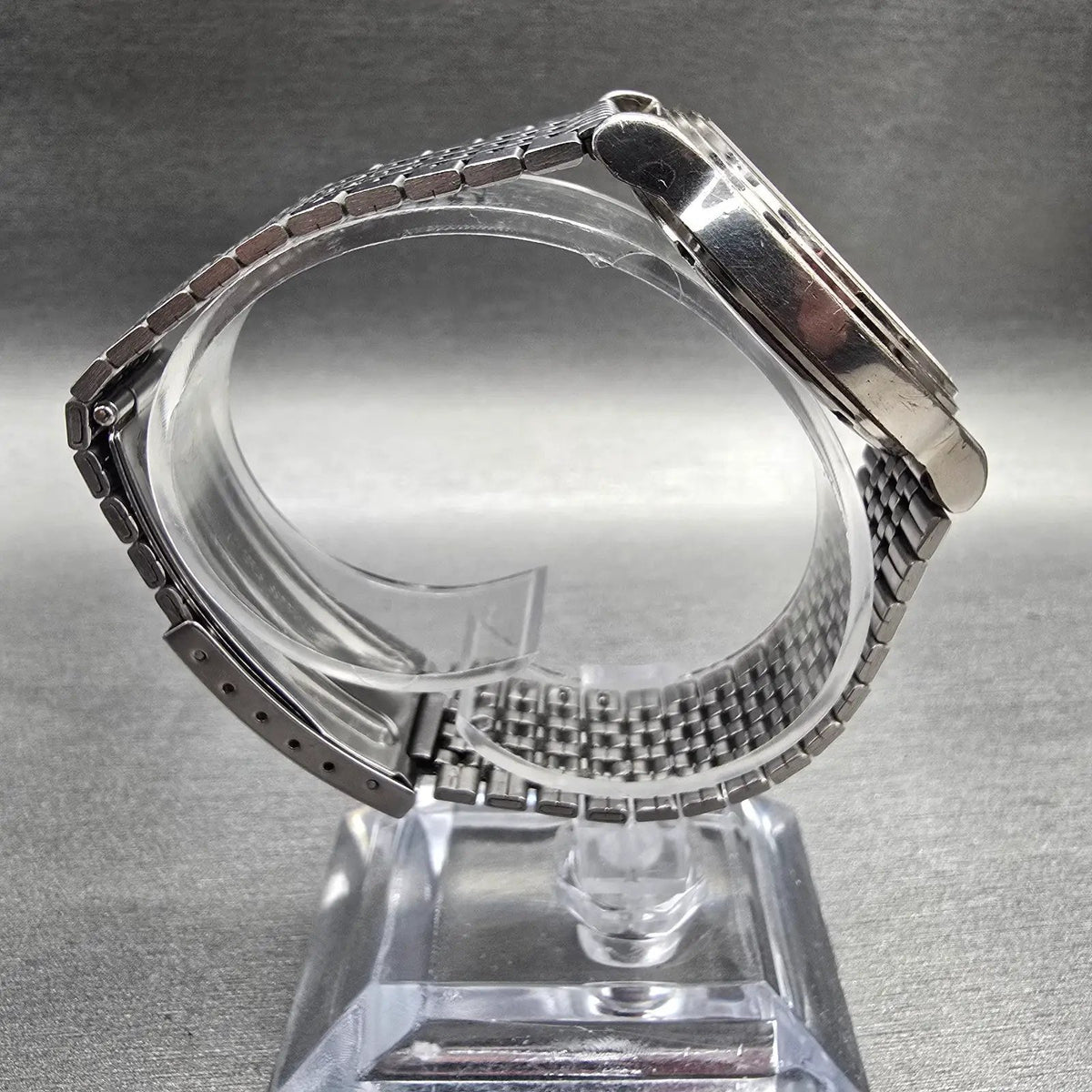 Seiko Alba Watch Men 34mm Silver Dial Silver Tone Round V721-6A90 New Battery8