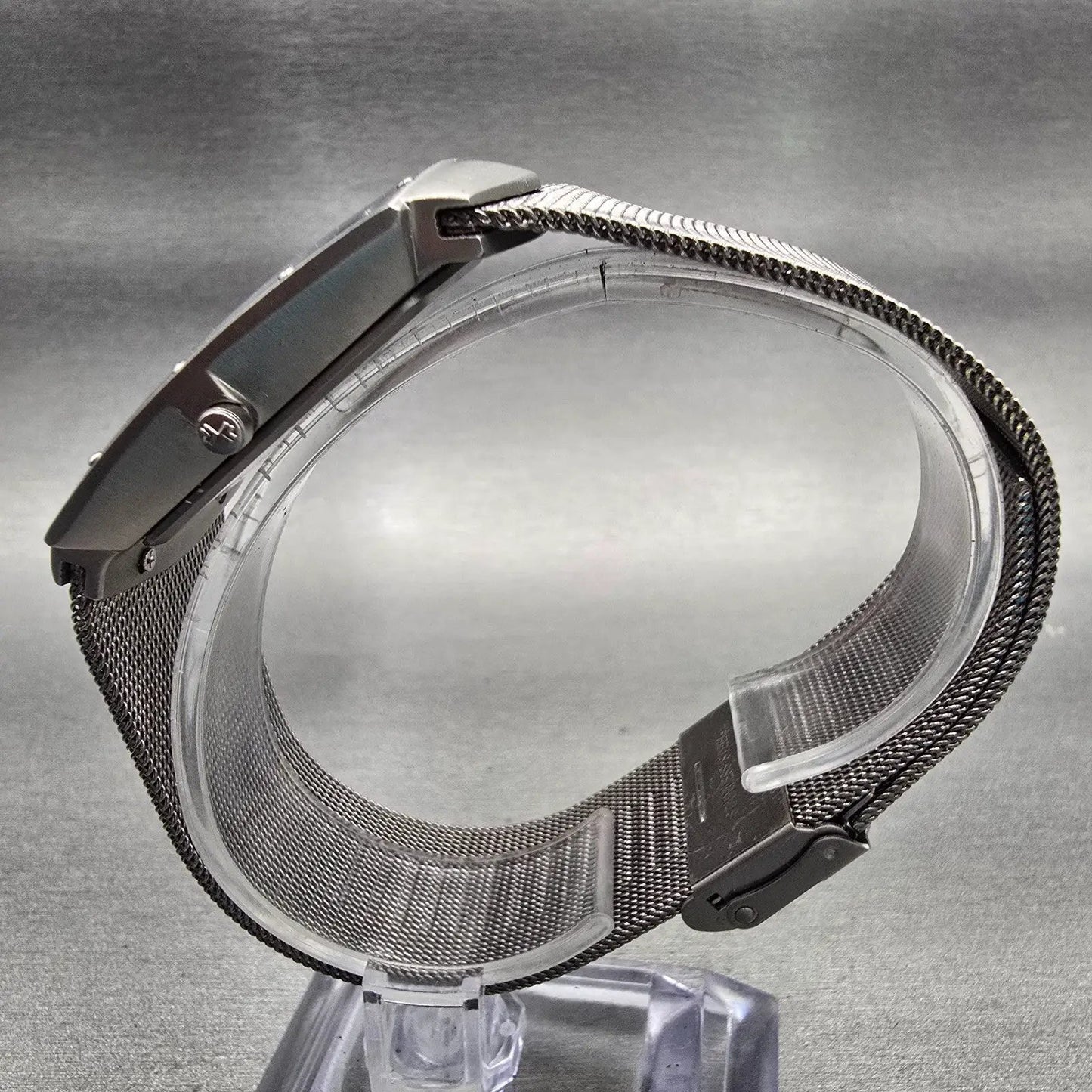 Skagen Tank Watch Men 34mm Gray Dial Titanium Daydate 396LTTM New Battery6