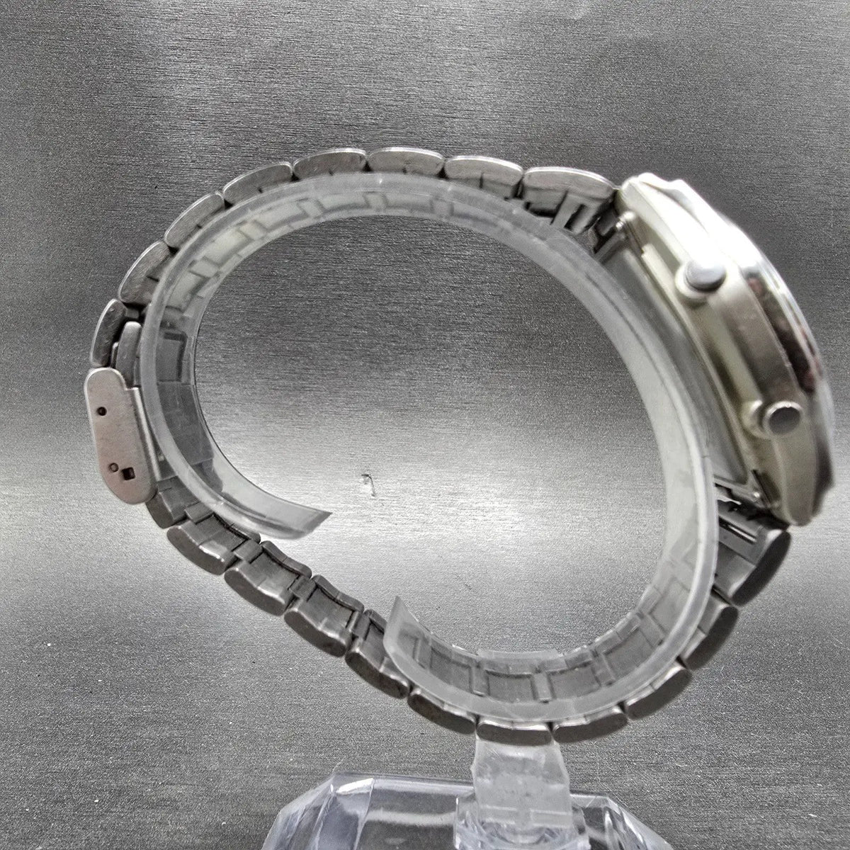 Casio Wave Ceptor Watch Women 35mm White Dial Silver Analog Digital Works GT8
