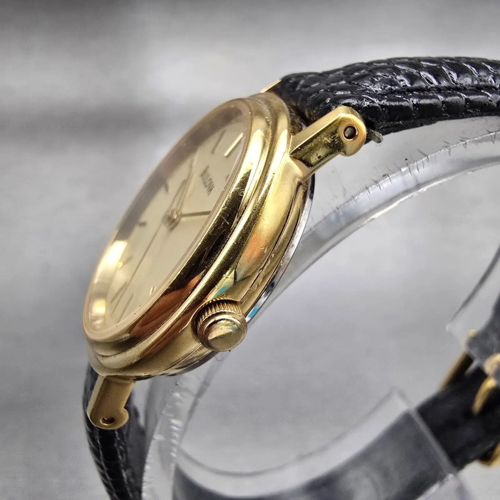 Bulova Watch Women 26mm Champagne Dial Gold Tone Round New Battery Vintage2