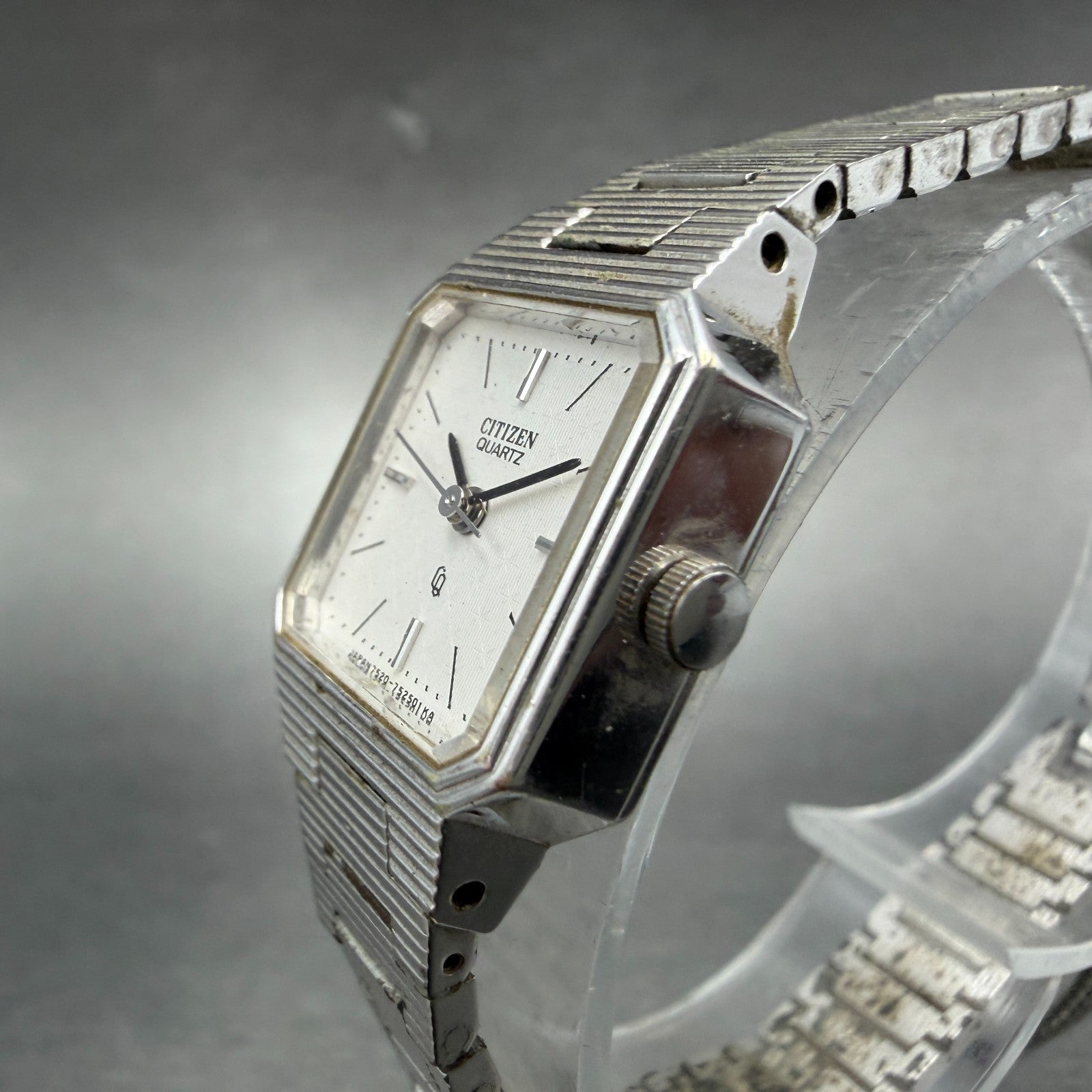 Citizen CQ Watch Women 17mm White Dial Silver Tone Rectangle 4-751922 New Batt2