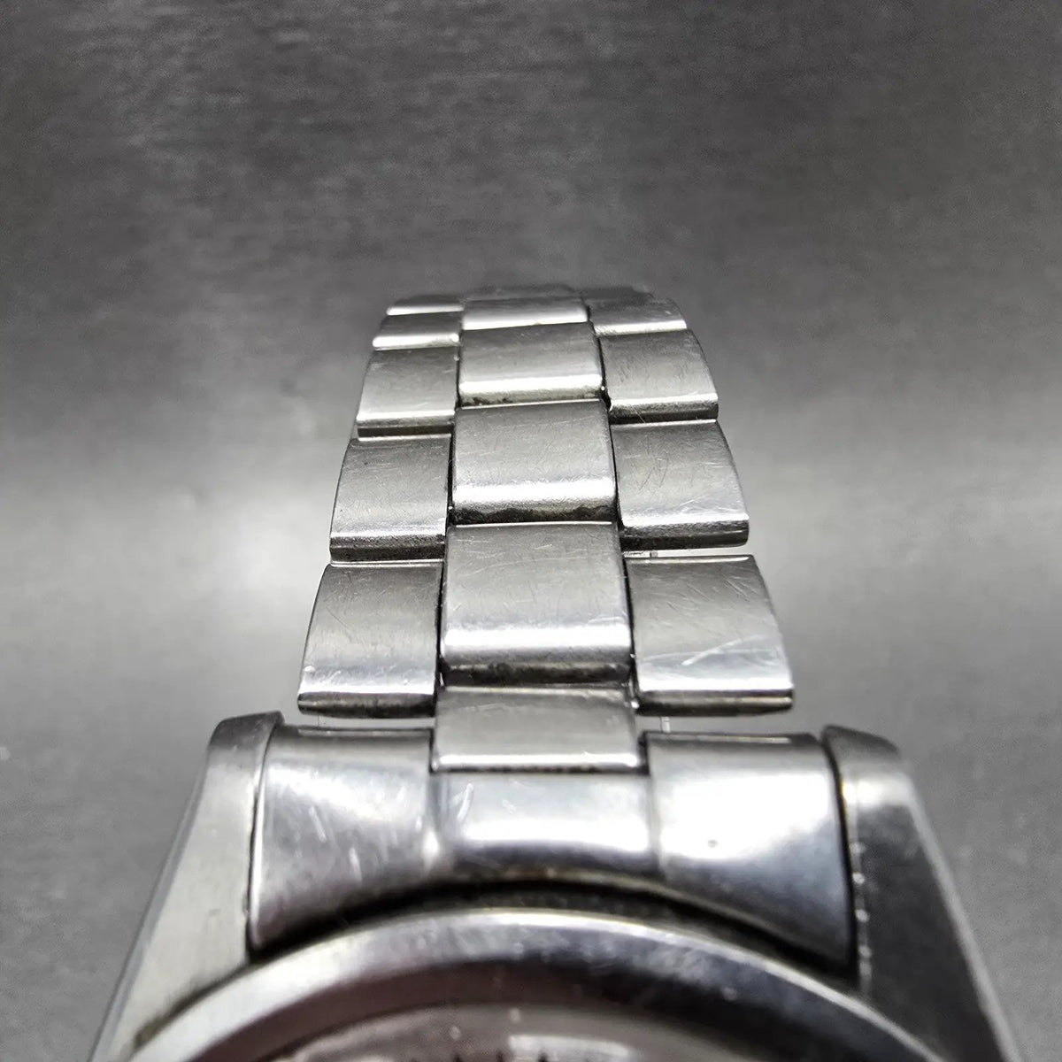 Seiko 5 Automatic Watch Men 37mm Silver Dial Silver Tone 6119-8083 Round Runs4