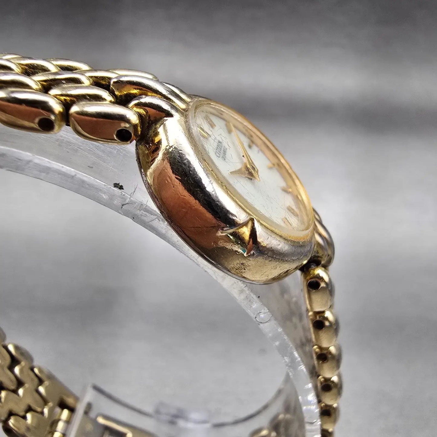 Citizen Watch Women 20mm MOP Dial Gold Tone Round 5920-S49577 New Battery VTG3