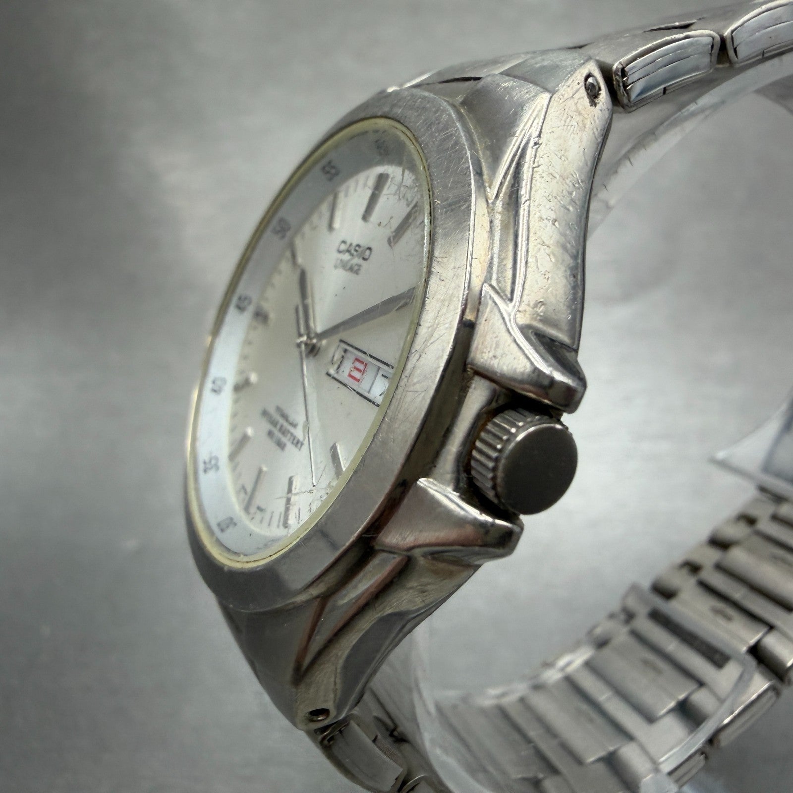 Casio Lineage Titanium Watch Men 38mm Silver Dial Daydate LIN-171J New Battery 42