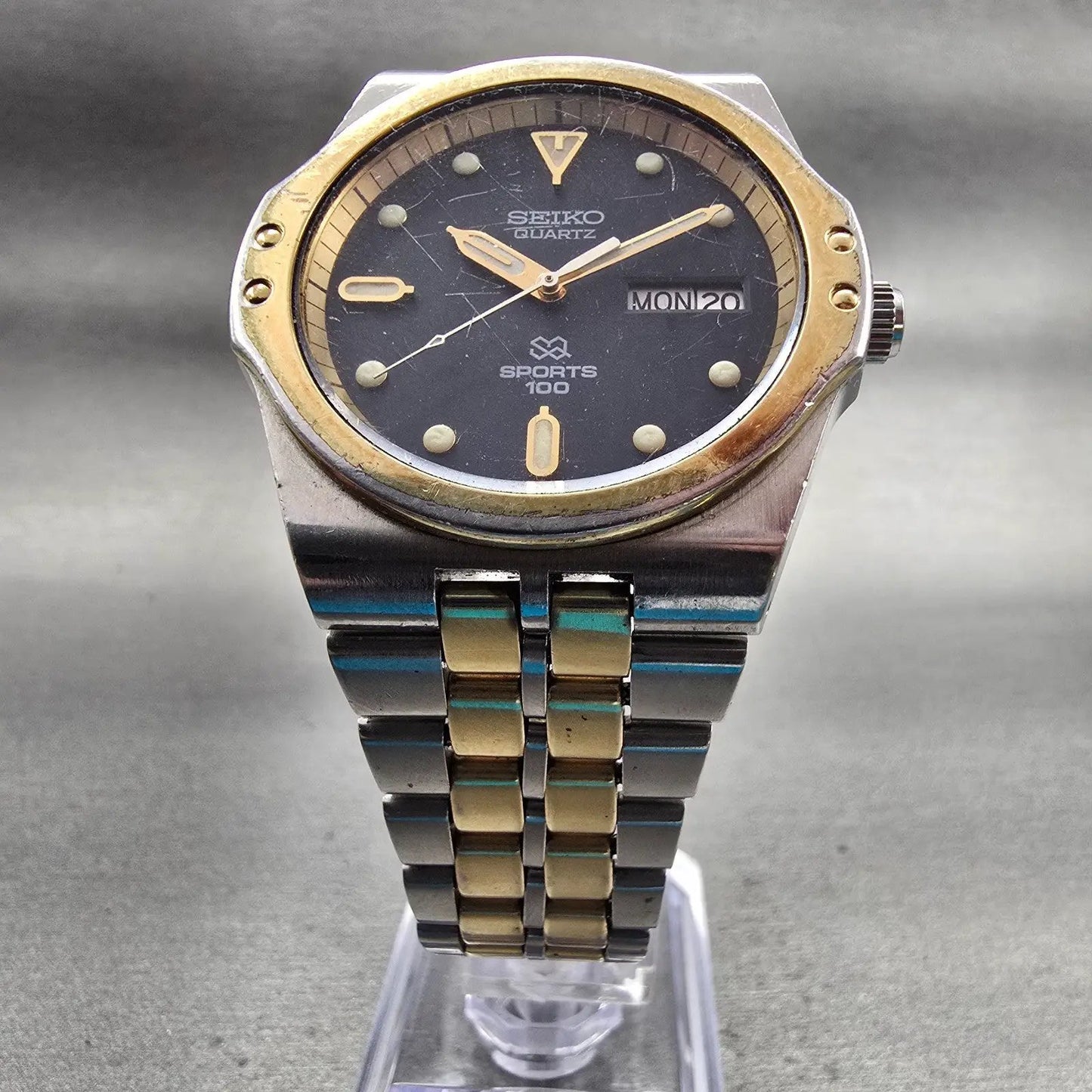 Seiko Sports 100 Watch Men 38mm Black Dial Two Tone Daydate 8229-7019 New Batt5