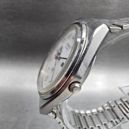 Seiko SQ Watch Men 35mm White Dial Silver Daydate Round 8223-8029 Chevron NewBat2