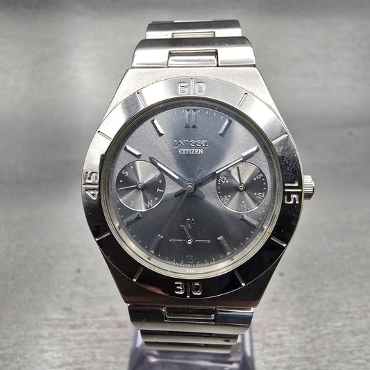 Citizen Wicca Watch Women 30mm Silver Dial Silver Daydate 6329-L20107 New Batt0