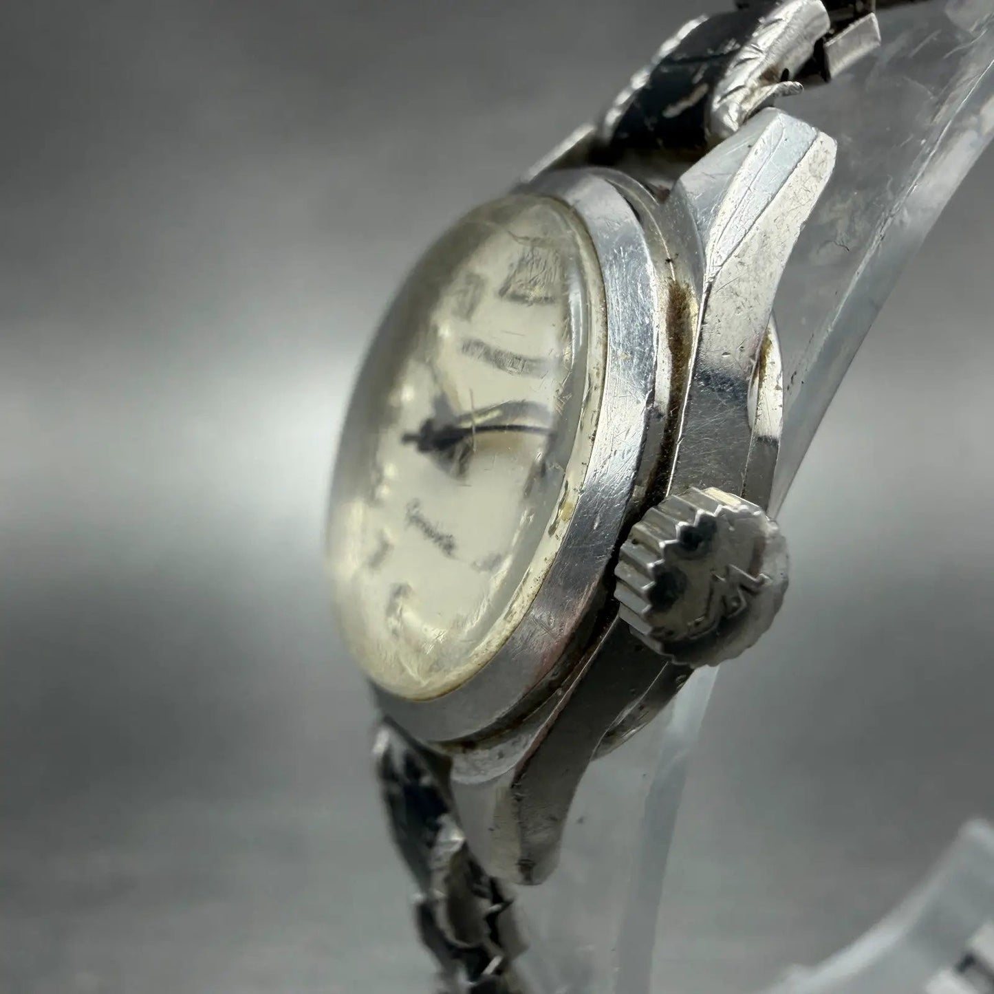 Wittnauer Geneve Watch Women 20mm White Dial Silver Tone Round Manual Wind Runs2