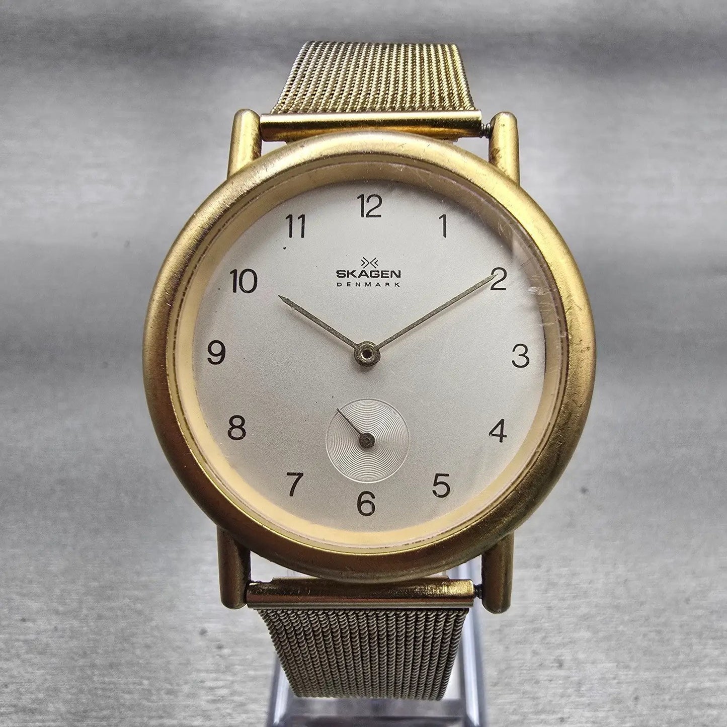 Skagen Watch Men 35mm Silver Dial Gold Tone Small Seconds Round 5LGG New Battery0