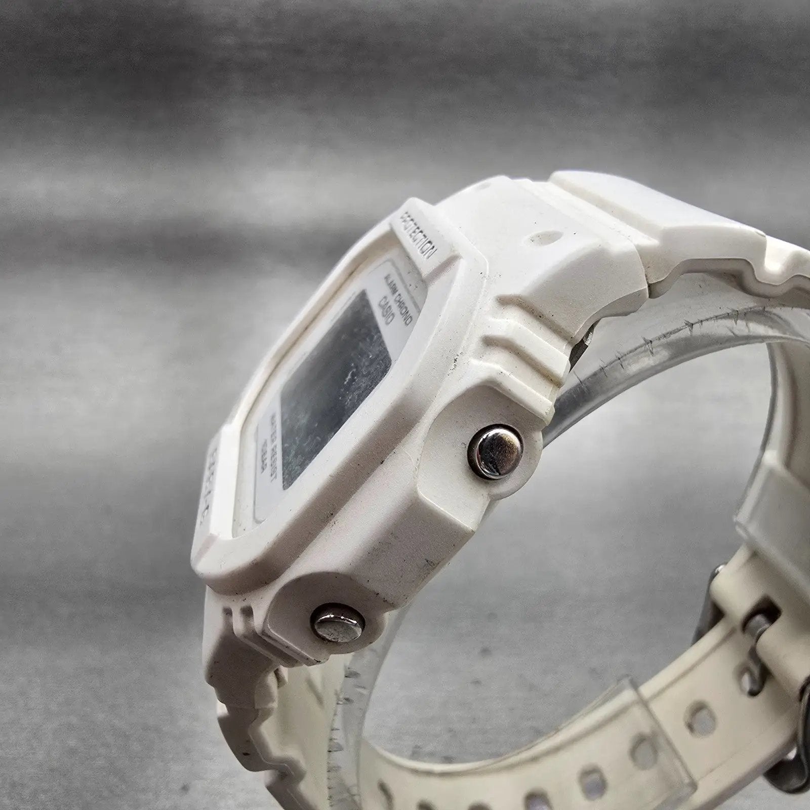 Casio Baby-G BGD-565 Watch Women 38mm White Dial White Chrono Alarm New Battery2