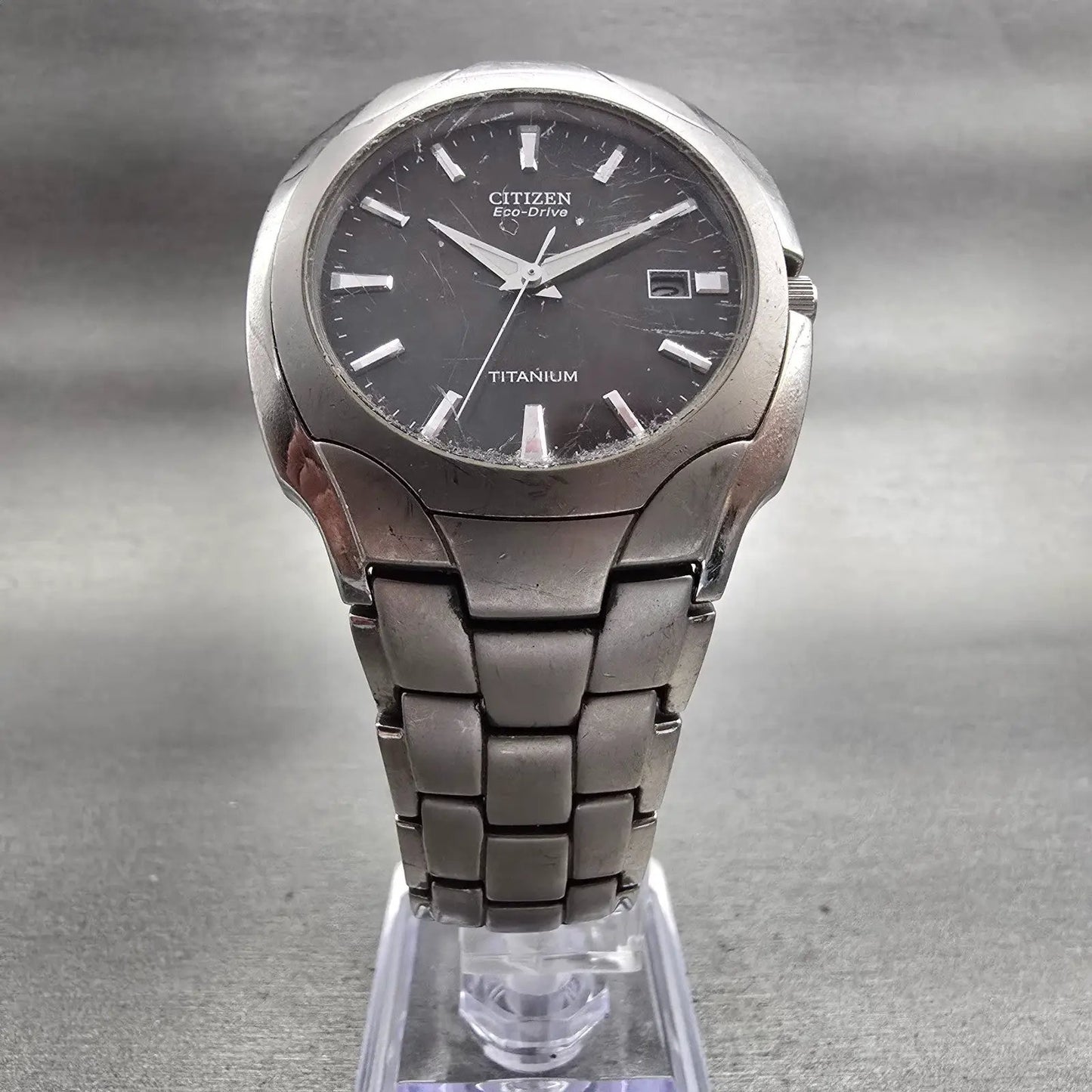 Citizen Eco-Drive Watch Men 39mm Black Dial Titanium Date E111-S049610 Works5