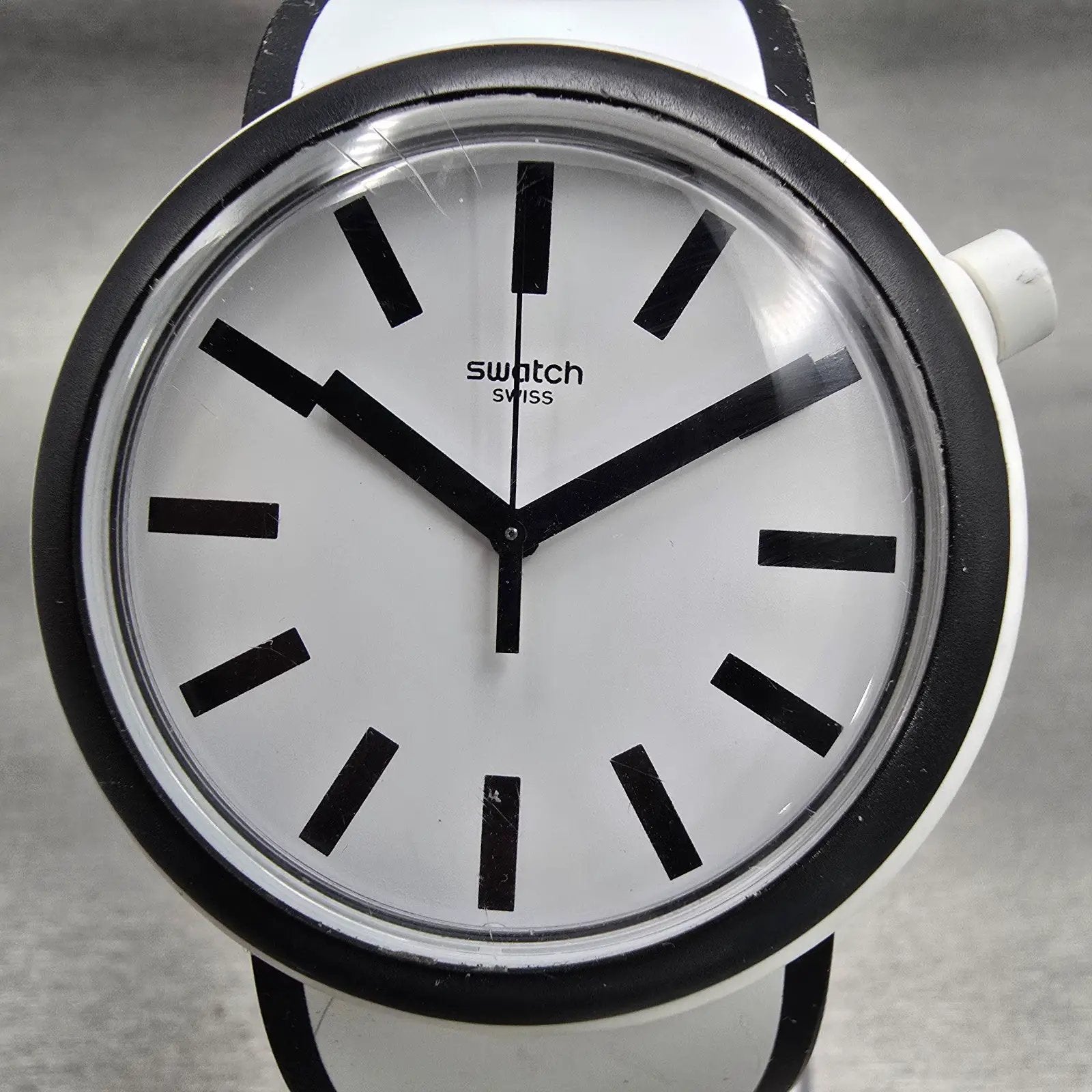 Swatch POPMOVING Watch Men 45mm White Dial Two Tone Round PWN100 New Battery1