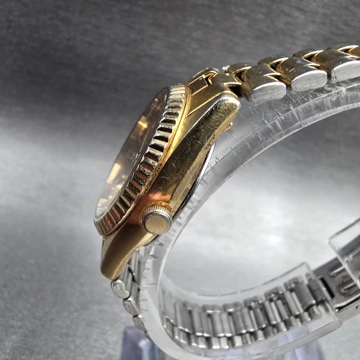 Seiko SQ Watch Women 23mm Gold Dial Gold Daydate Round 2A23-0039 New Battery JP22