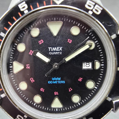 Timex Dive Watch Men 40mm Black Dial Gray Tone Date Round New Battery VTG1