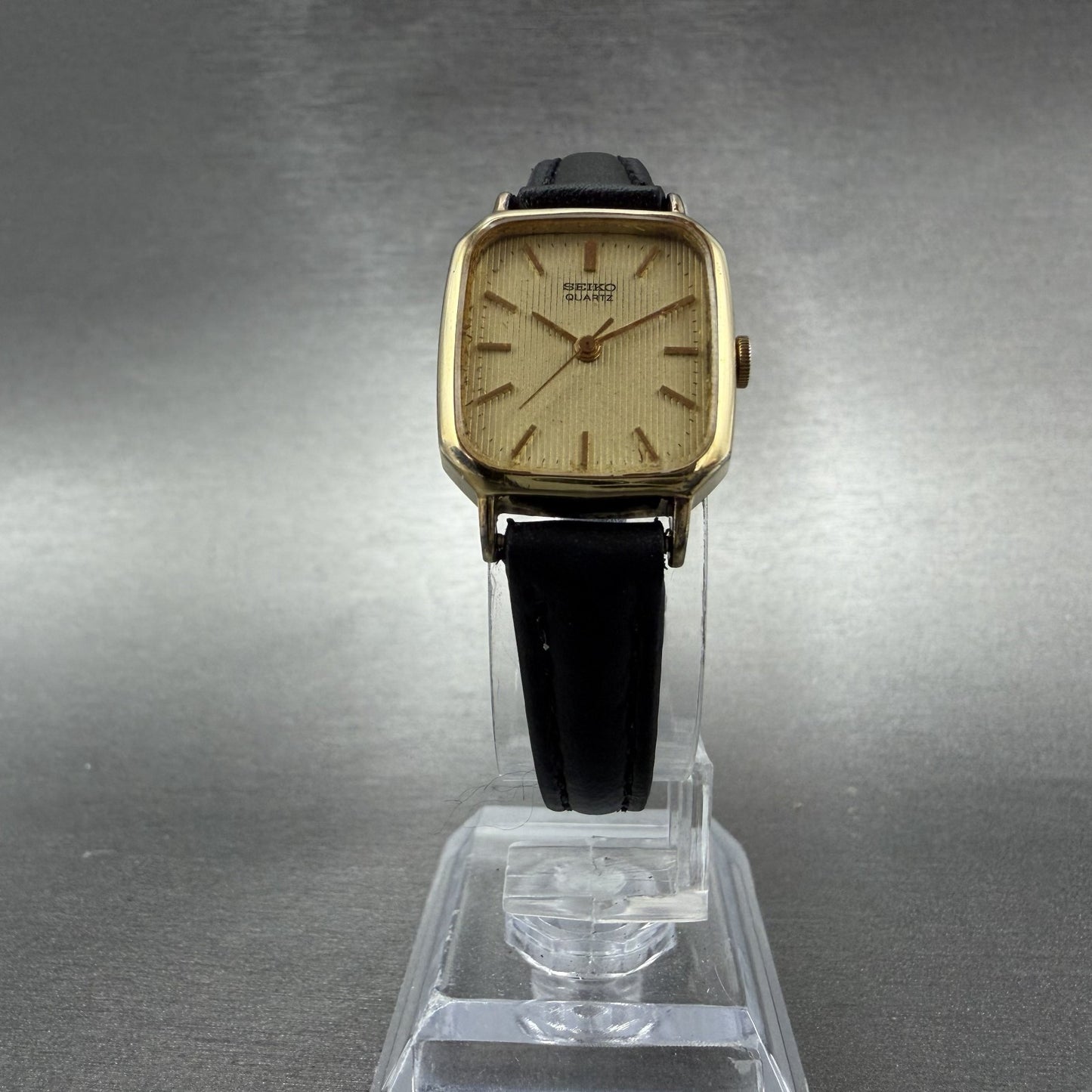 Seiko Tank Watch Women 20mm Champagne Dial Gold Tone 1421-5130 New Battery5