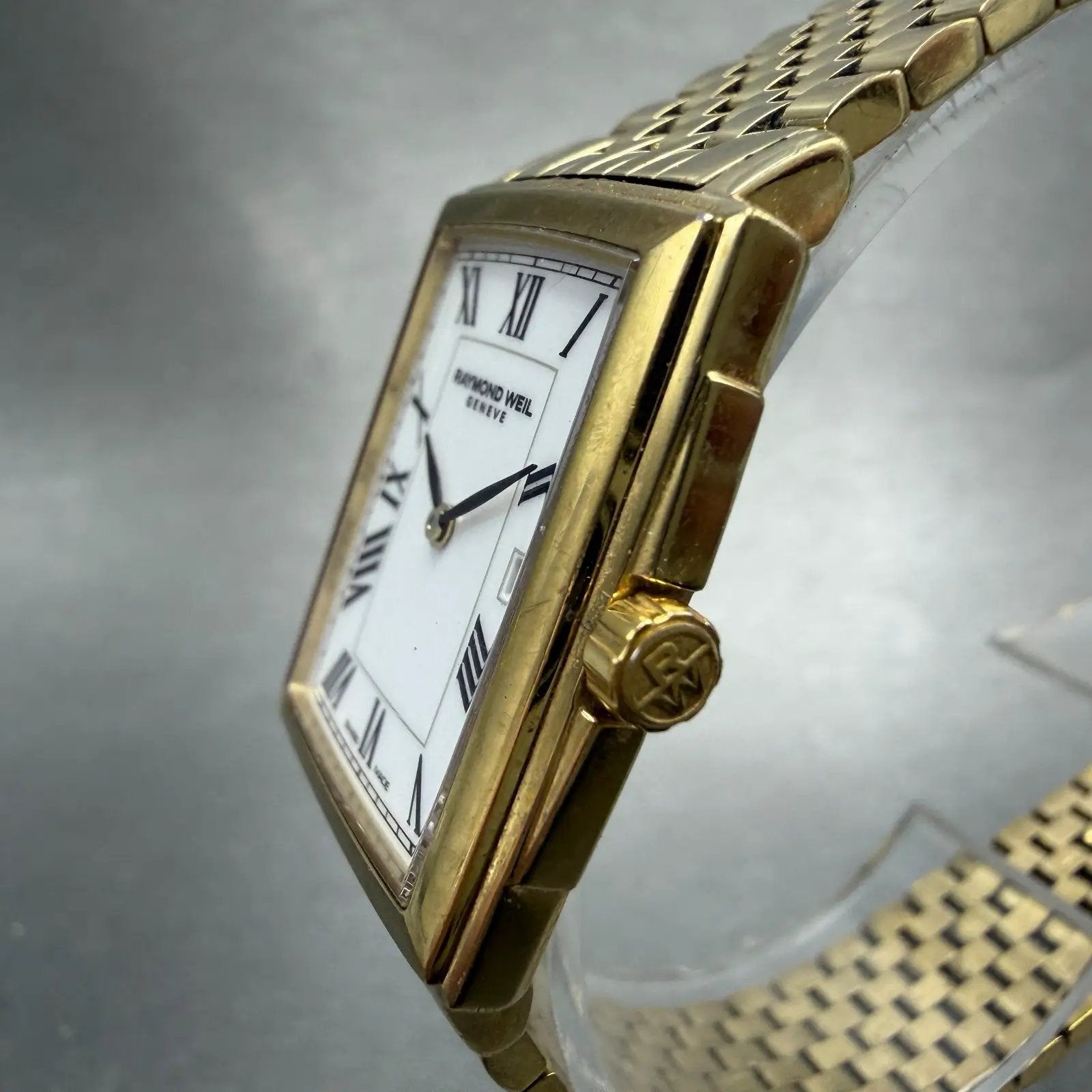 Raymond Weil Tradition Tank Watch Women 24mm White Dial Gold Tone Date 5956 Runs2