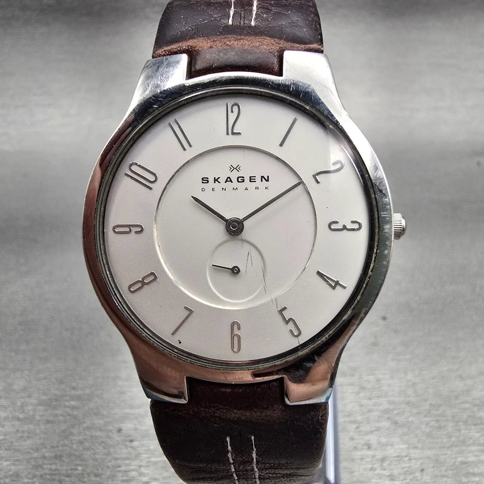 Skagen Watch Men 34mm White Dial Silver Tone Round 433LSL1 READ!!!!! New Battery0