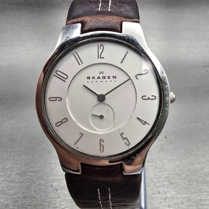 Skagen Watch Men 34mm White Dial Silver Tone Round 433LSL1 READ!!!!! New Battery0