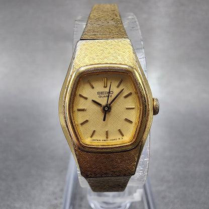 Seiko Watch Women 17mm Gold Dial Gold Tone Hexagon 4N015029 New Battery0