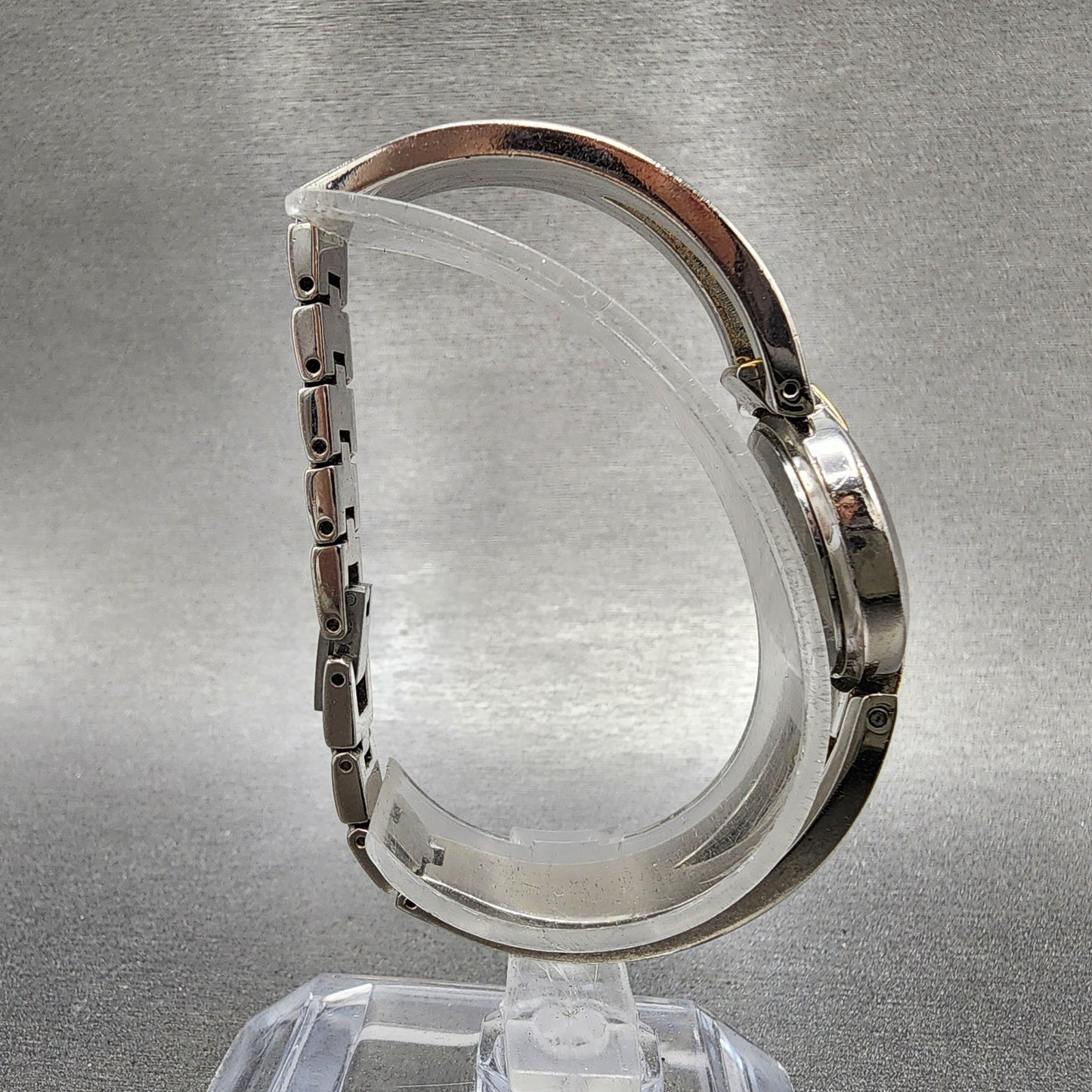 Bulova Watch Women 22mm MOP Dial Two Tone Round 98T80 Bangle New Battery8