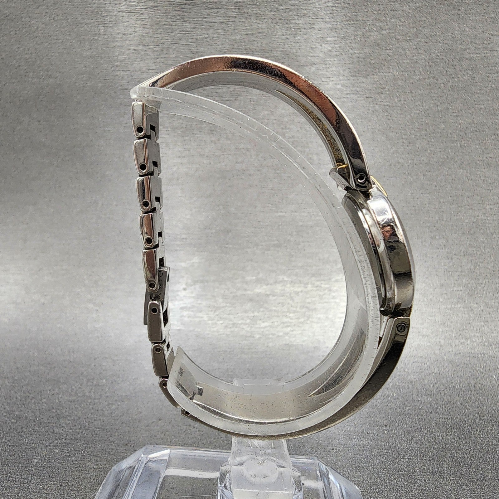 Bulova Watch Women 22mm MOP Dial Two Tone Round 98T80 Bangle New Battery8