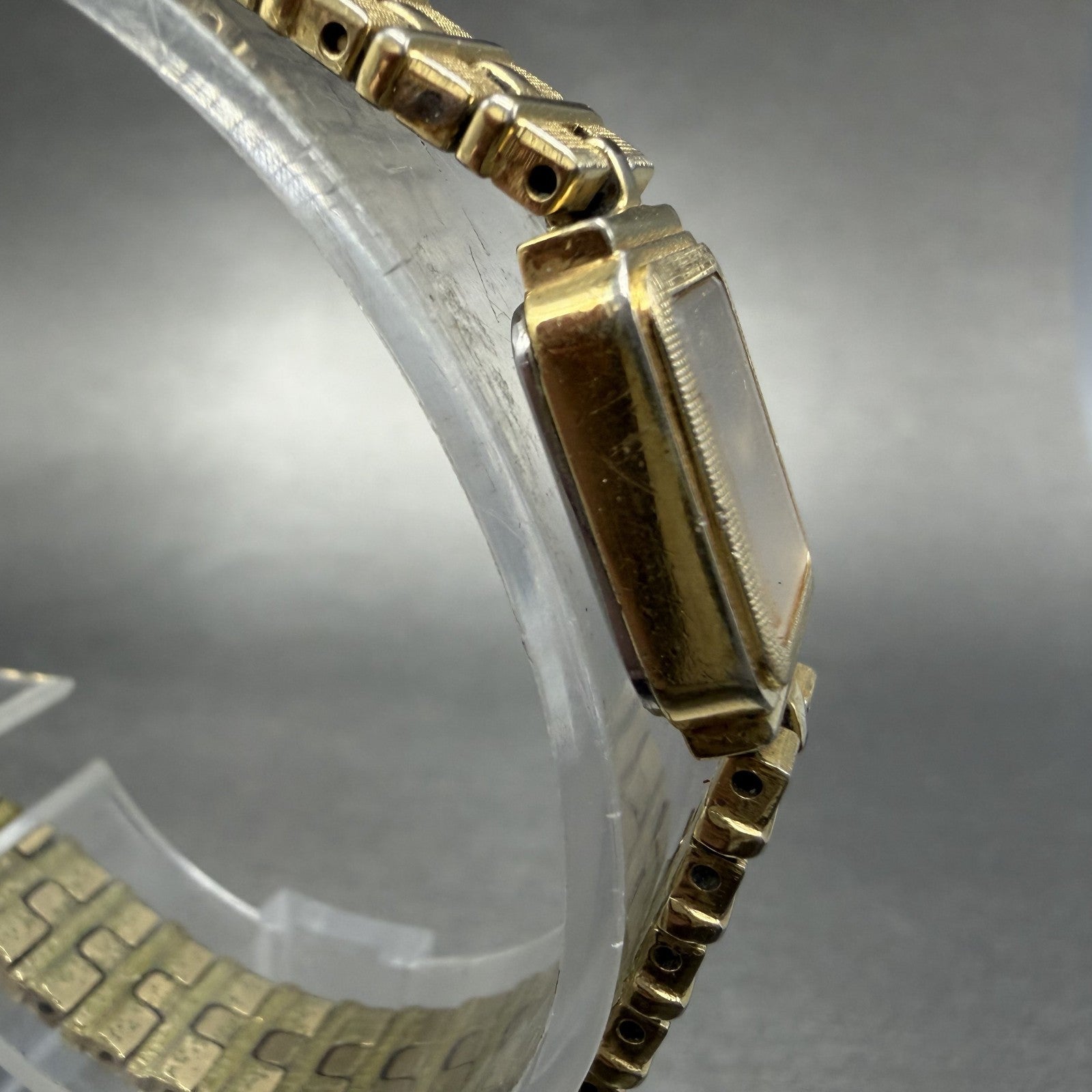 Seiko Tank Watch Women 13mm Black Dial Gold Tone Rectangle 1e20-5689 New Battery3