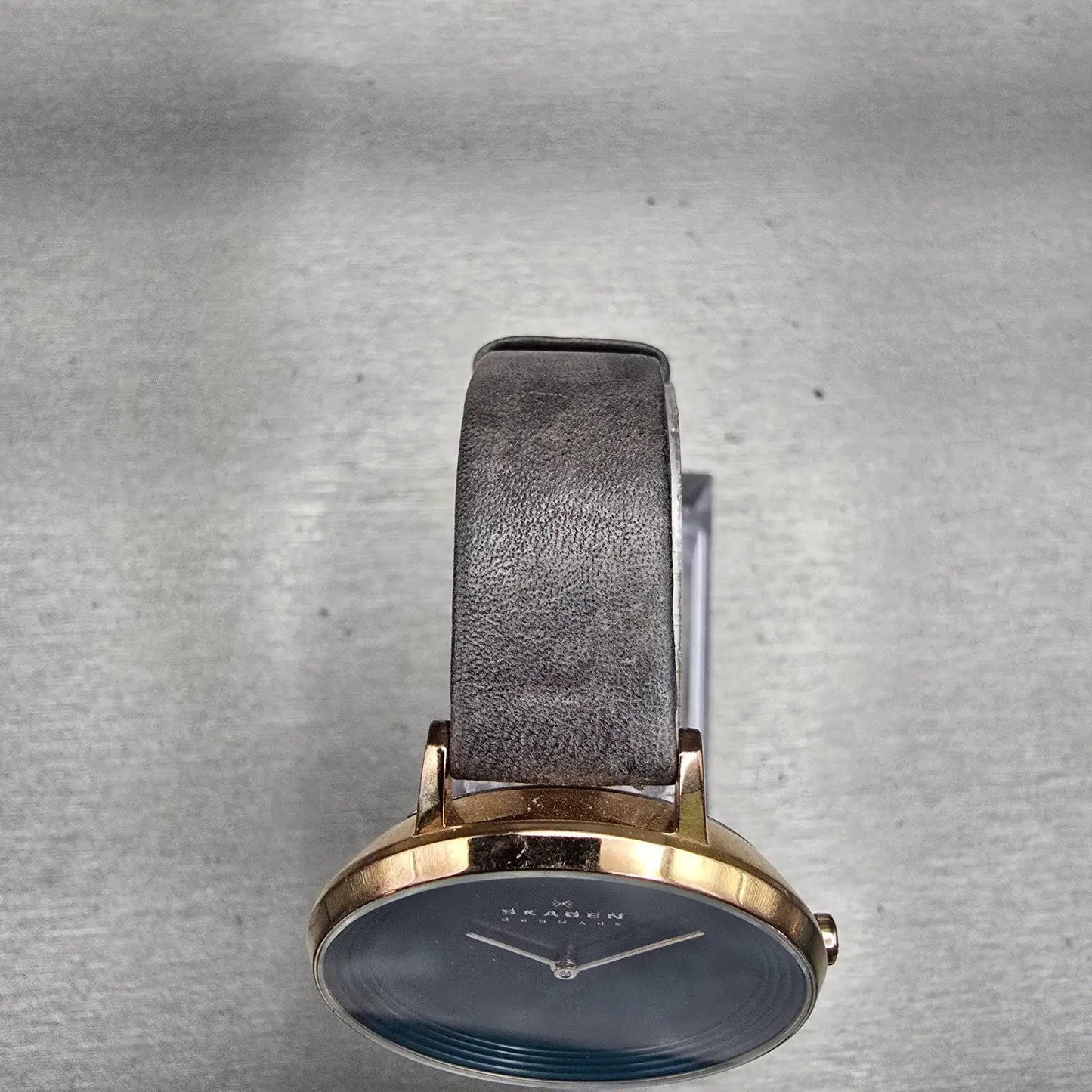 Skagen Ditte Watch Women 36mm Gray Dial Gold Tone Round SKW2216 New Battery4
