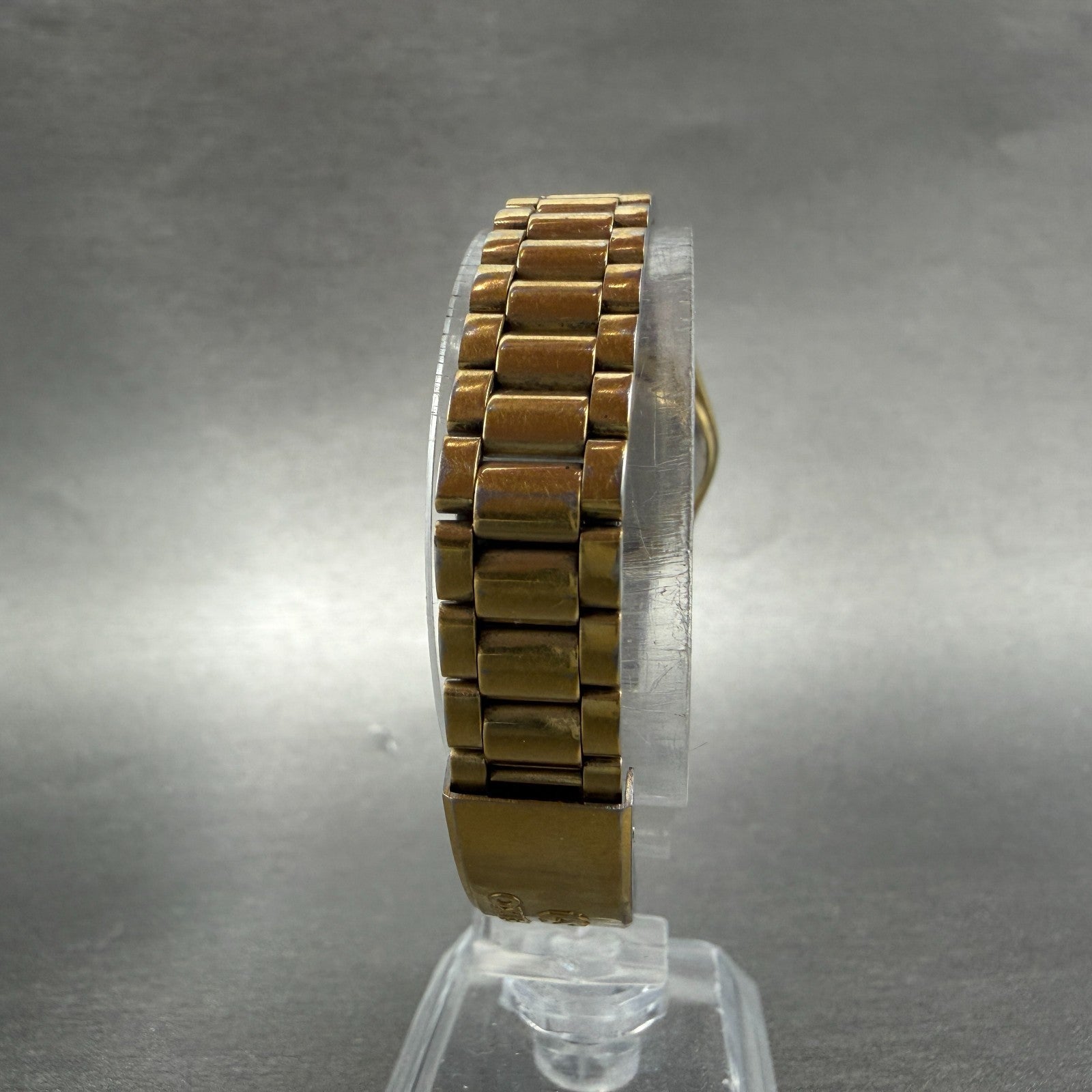 Seiko SQ Watch Women 24mm Champagne Dial Gold Tone Daydate 2a23-0030 New Batt GV7