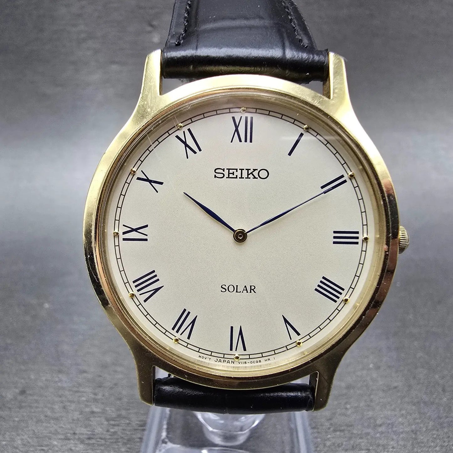 Seiko Solar Watch Men 38mm Cream Dial Gold Tone V115-0BE0 Runs Roman Numerals0